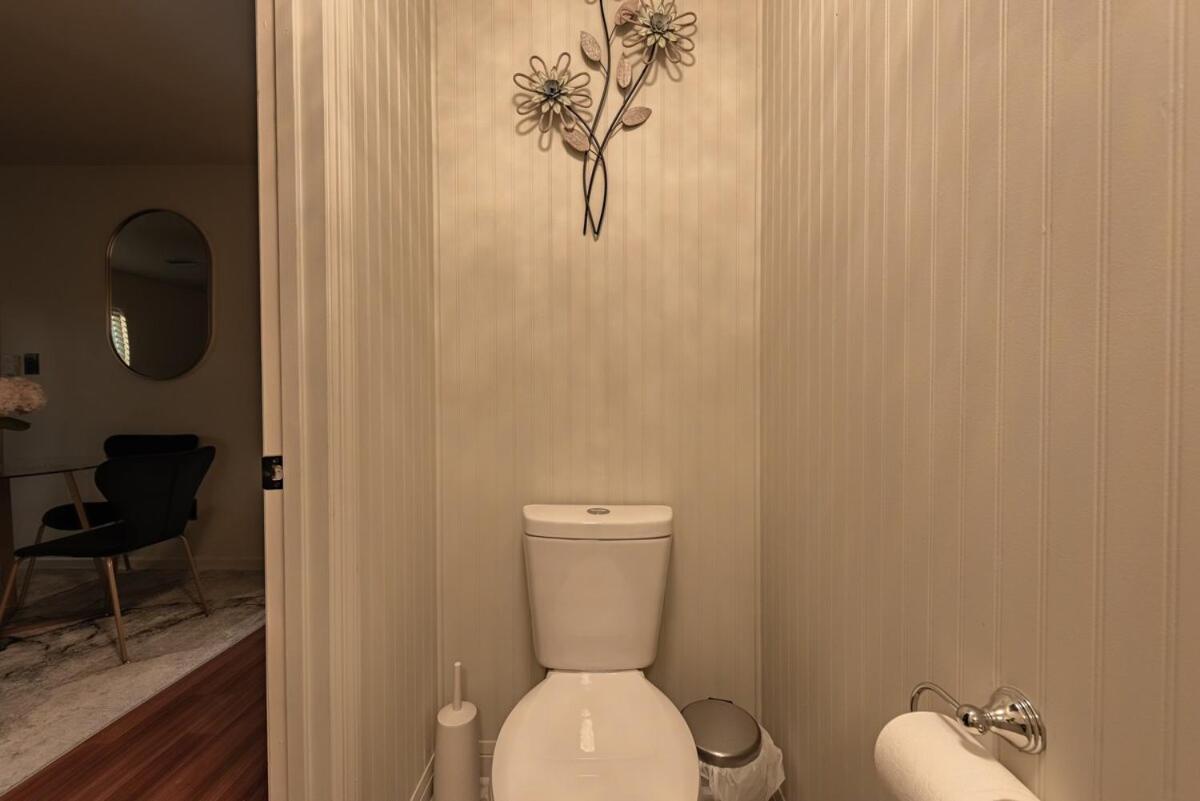 Elegant Townhome Retreat With King Bed Near I-10, Capitol, Fsu & Famu Tallahassee Zewnętrze zdjęcie