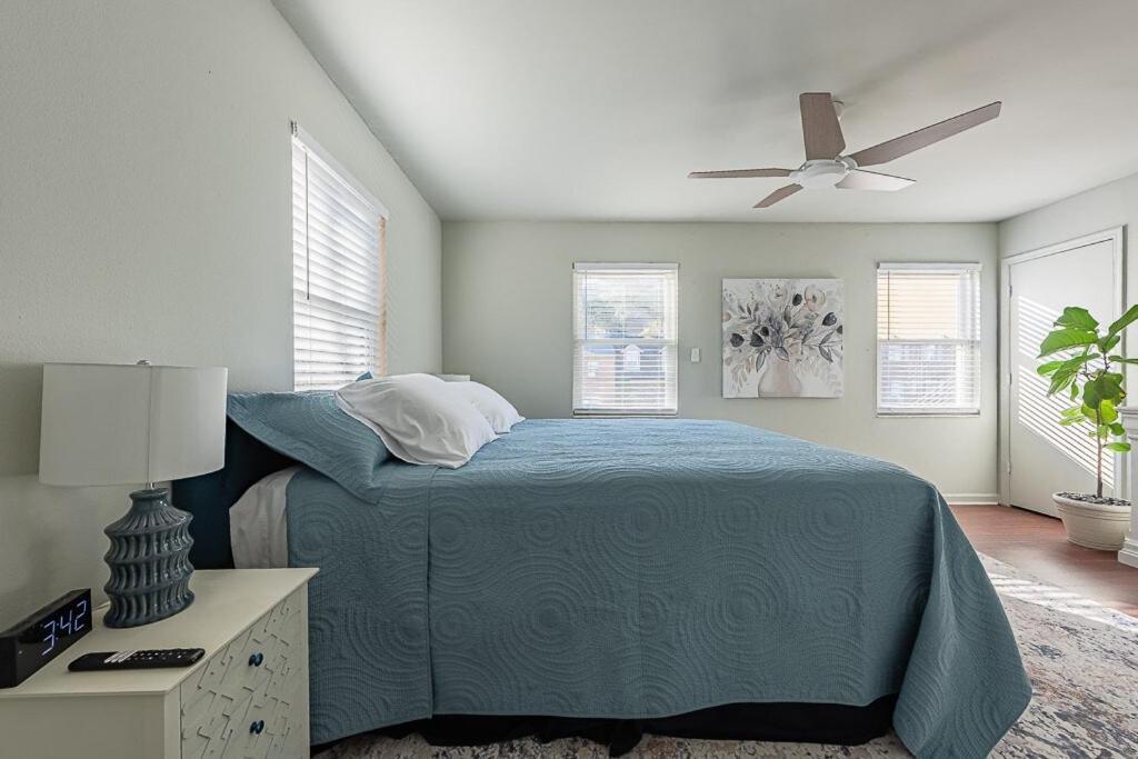 Elegant Townhome Retreat With King Bed Near I-10, Capitol, Fsu & Famu Tallahassee Zewnętrze zdjęcie