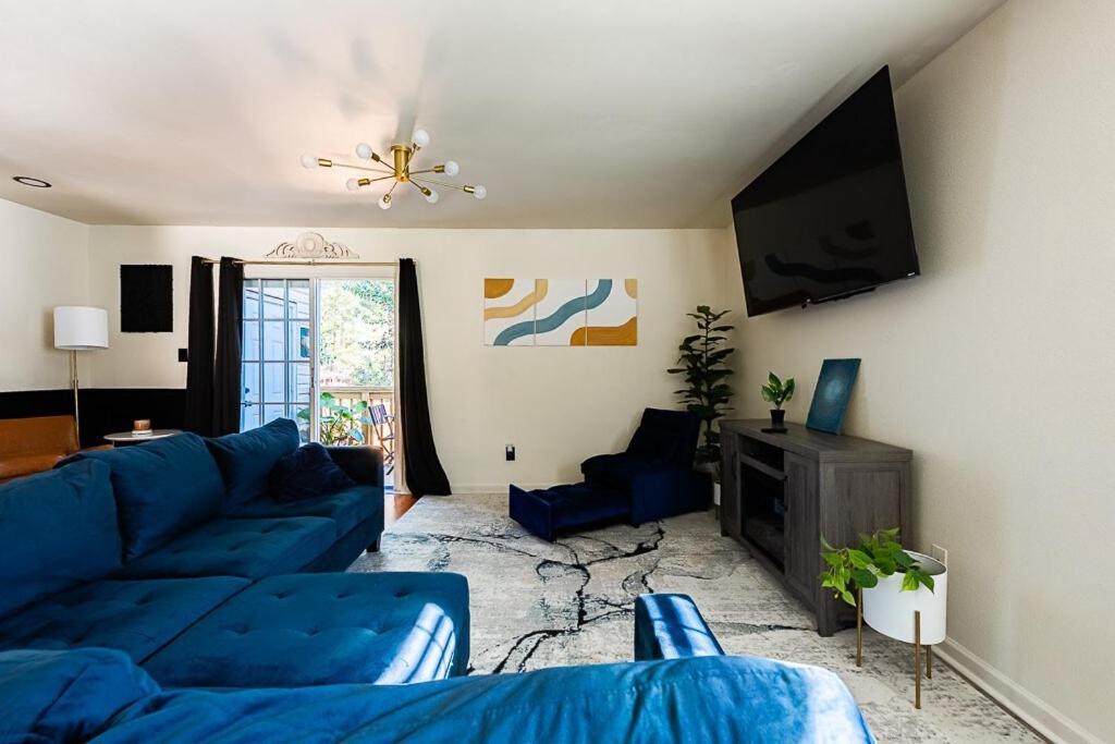 Elegant Townhome Retreat With King Bed Near I-10, Capitol, Fsu & Famu Tallahassee Zewnętrze zdjęcie