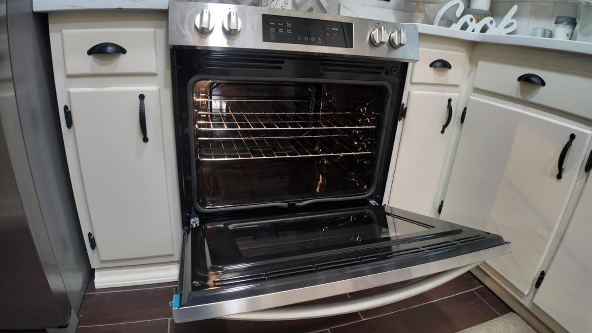 Elegant Townhome Retreat With King Bed Near I-10, Capitol, Fsu & Famu Tallahassee Zewnętrze zdjęcie